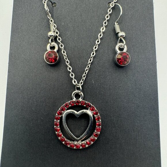 Heart Pendant Necklace & Earrings Set With Red Rhinestones - Picture 2 of 5